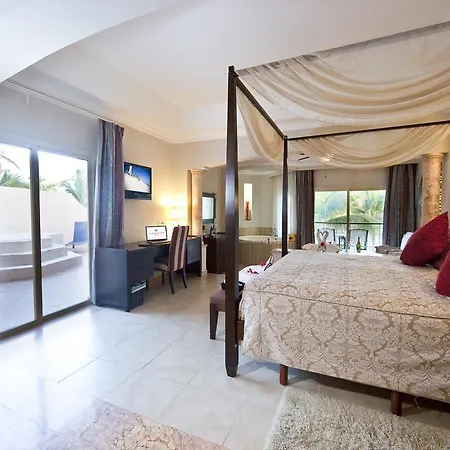 Majestic Elegance Punta Cana (Adults Only) Room photo Suite at the Iberostar Grand Hotel