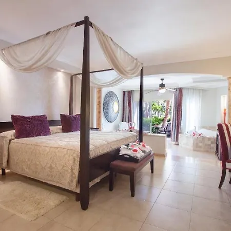 Majestic Elegance Punta Cana (Adults Only) Room photo A room at the Hard Rock Hotel